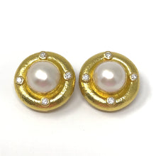 Load image into Gallery viewer, 18K Elizabeth Locke Mabe Pearl And Diamond Earrings