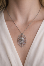 Load image into Gallery viewer, 18K Penny Preville Diamond Starburst Necklace