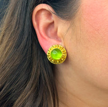 Load image into Gallery viewer, 19k Elizabeth Locke Peridot Earrings