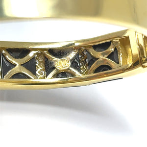 18k La Triomphe Onyx And Diamond Bangle