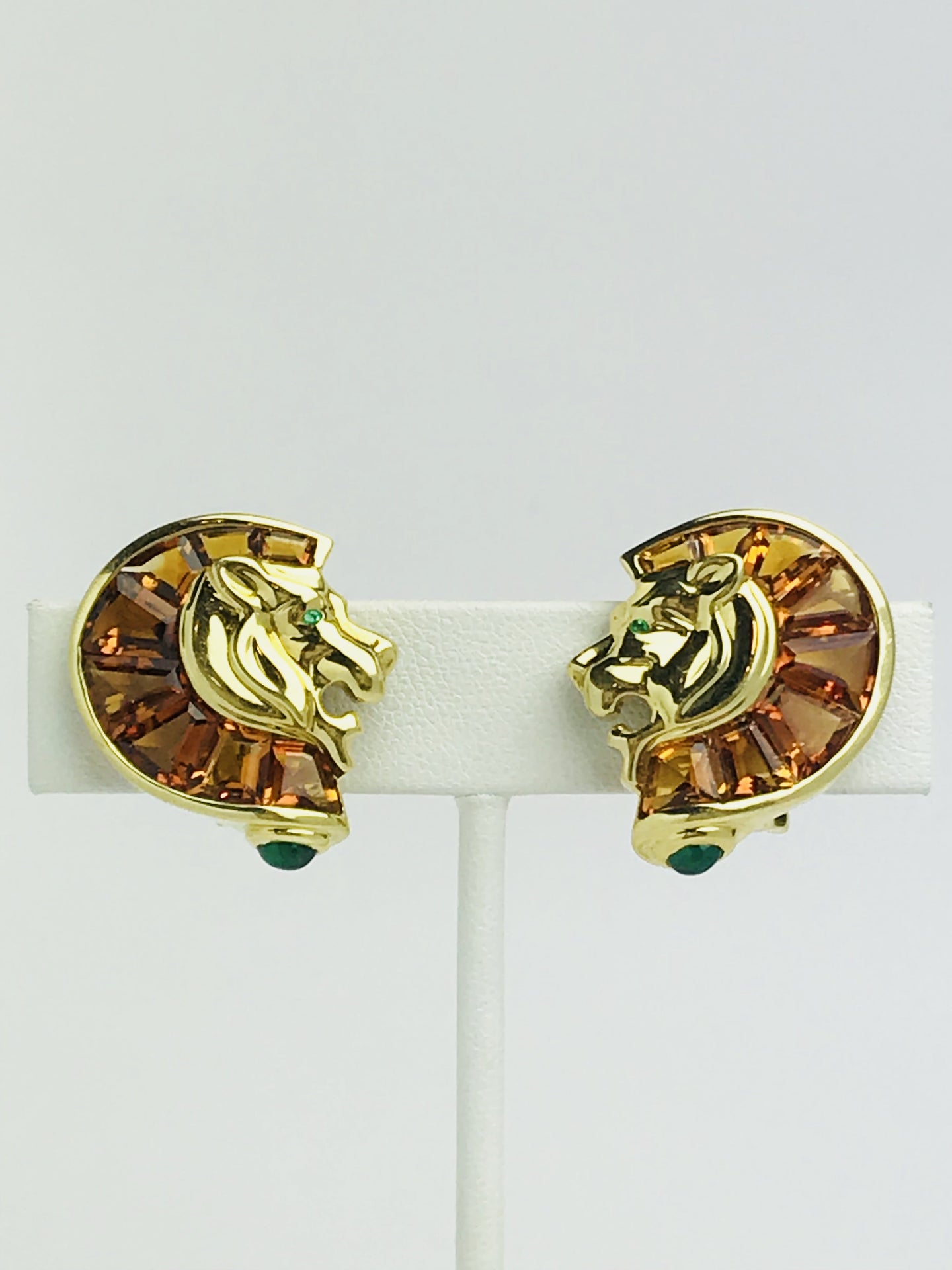 26-11-17-1256.undefined