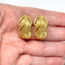 Load image into Gallery viewer, 14K Leaf Earrings