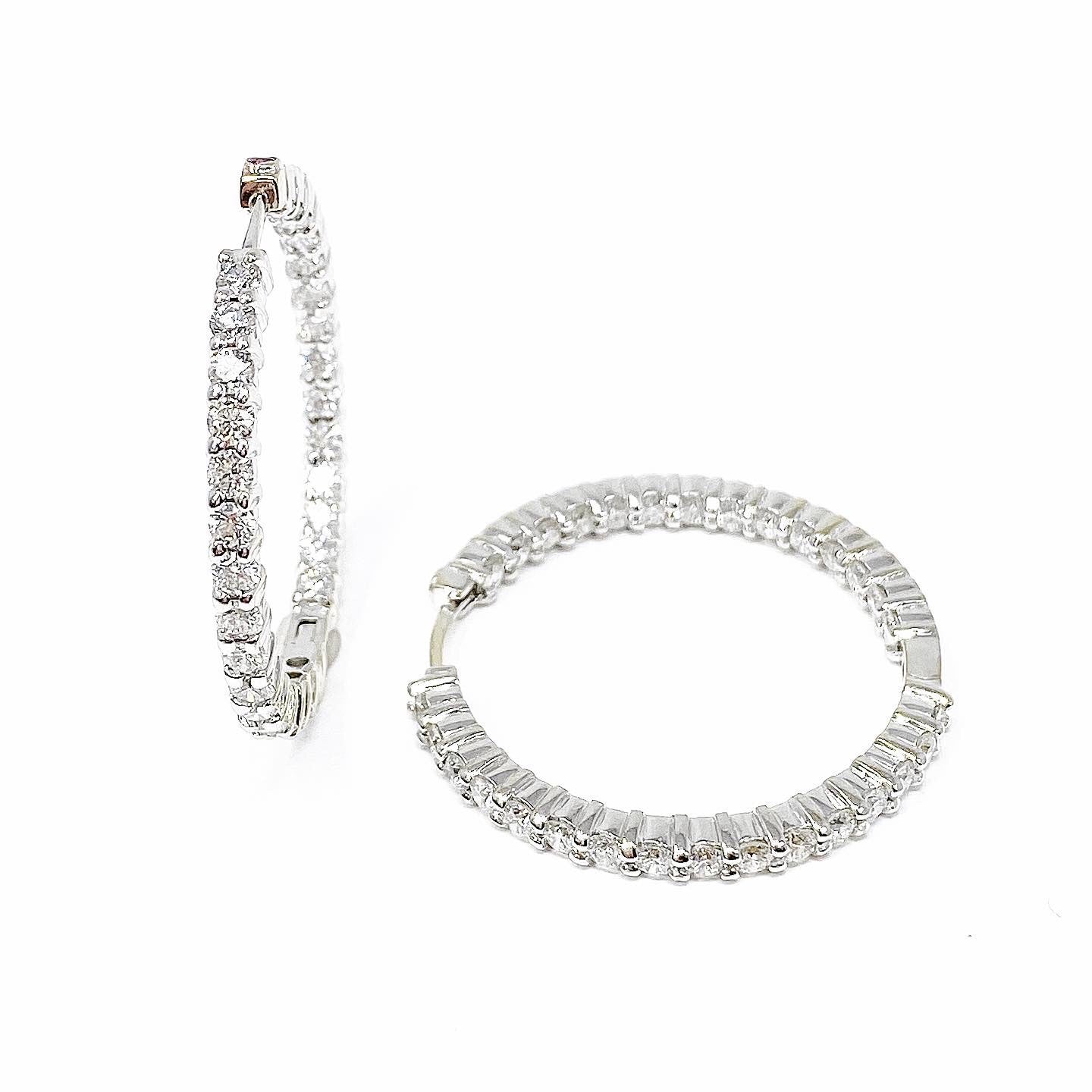 18K Roberto Coin 2.84 Tcw Diamond Inside Out Hoop Earrings MSRP $6980