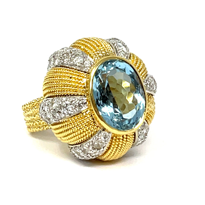 18K Vintage Aquamarine And Diamond Ring