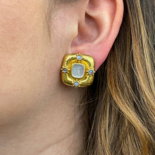 Load image into Gallery viewer, 18K Elizabeth Locke Intaglio And Moonstone Cherub Earrings