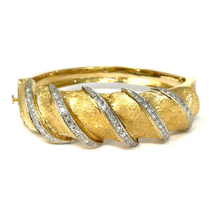 14K Vintage Scalloped Diamond Bangle