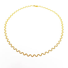 Load image into Gallery viewer, 14k Italian Chevron Necklace