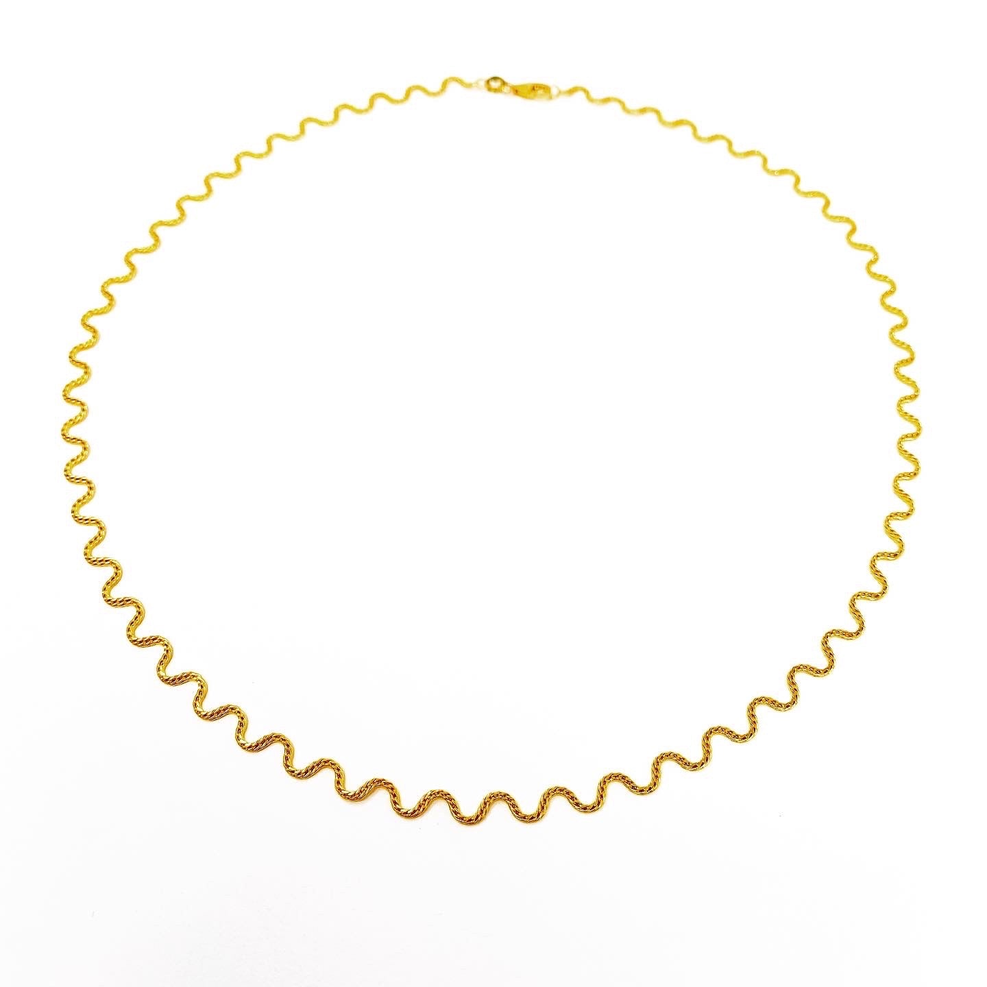 14k Italian Chevron Necklace