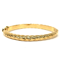 Load image into Gallery viewer, 14K Cable Motif Bangle