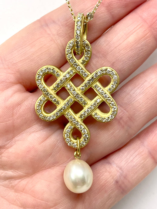 18K Diamond And Pearl Pendant