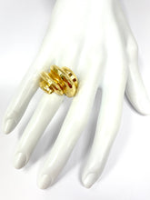 Load image into Gallery viewer, 14K Fluted Statement Ring