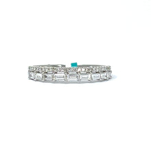 Load image into Gallery viewer, 14K Effy Baguette And Round Diamond Ring