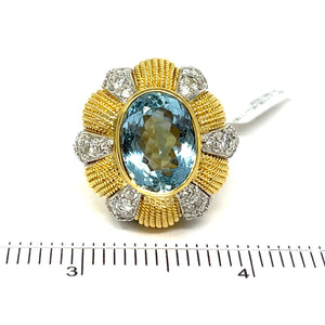 18K Vintage Aquamarine And Diamond Ring