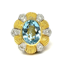 Load image into Gallery viewer, 18K Vintage Aquamarine And Diamond Ring