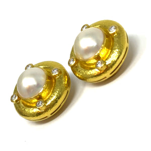 18k Elizabeth Locke Diamond Mabe Pearl Earrings