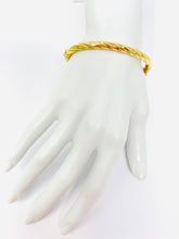 Load image into Gallery viewer, 14K Small Italian Cable Bangle Bracelet