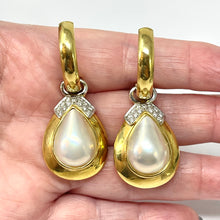 Load image into Gallery viewer, 18K Diamond And Mabe Pearl Drop Earrings