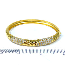 Load image into Gallery viewer, 14K Ribbed Diamond Bangle