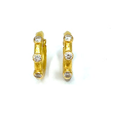 Load image into Gallery viewer, 19K Elizabeth Locke Big Baby Hammered Hoops With Diamonds