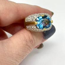 Load image into Gallery viewer, 18K Aquamarine And Diamond Ring