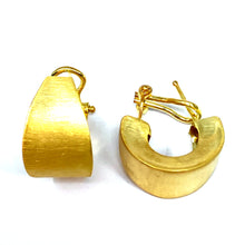 Load image into Gallery viewer, 14K Italian Brush Finish French Clip Earrings