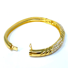 Load image into Gallery viewer, 14K Ribbed Diamond Bangle